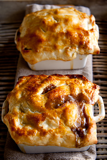 STEAK AND MUSHROOM POT PIES