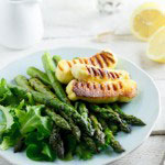 Grilled asparagus & haloumi salad