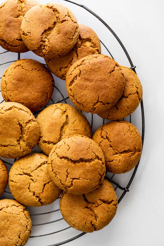 Spiced ginger cookies