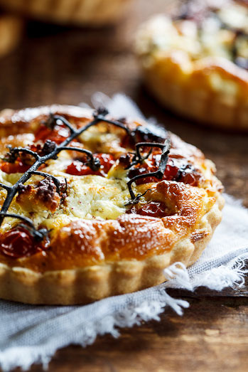 Slow-roasted tomato and goat's cheese quiche