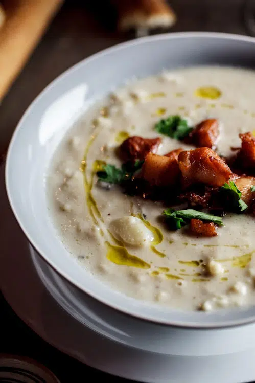 Roasted cauliflower & Truffle soup