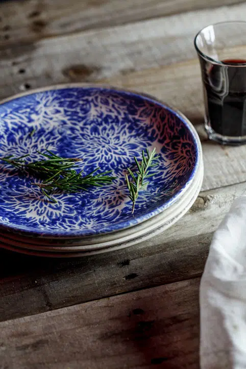 Slow-cooked lamb, rosemary and roasted garlic pie