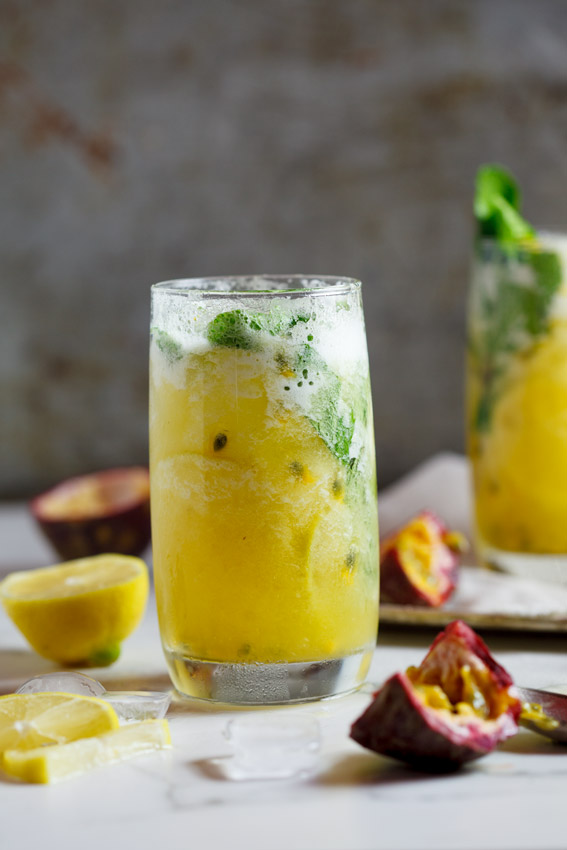 Fresh-pineapple-&-passionfruit-mojito3