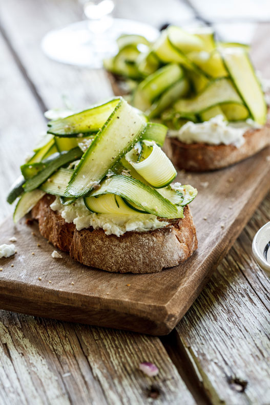 zucchini-bruschetta-(3)