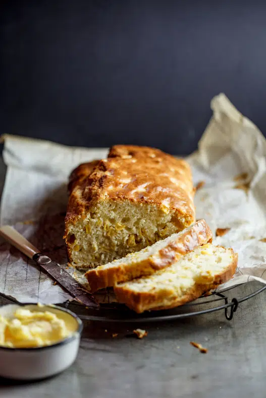 Cheesy corn loaf