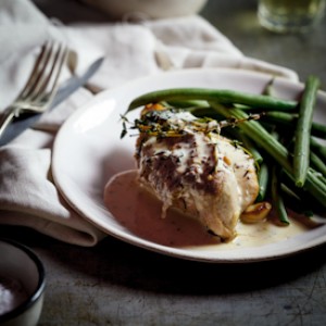 Roasted chicken breasts with mustard-cream sauce