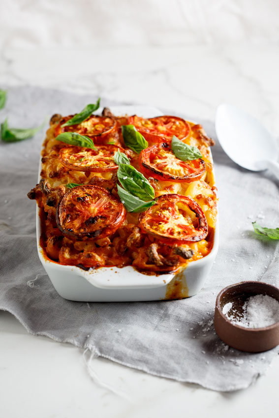 Caprese Mac and Cheese - Simply Delicious