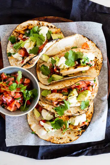 Chicken tacos with pico de gallo