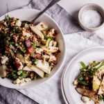 Lentil salad with pear, gorgonzola and bacon