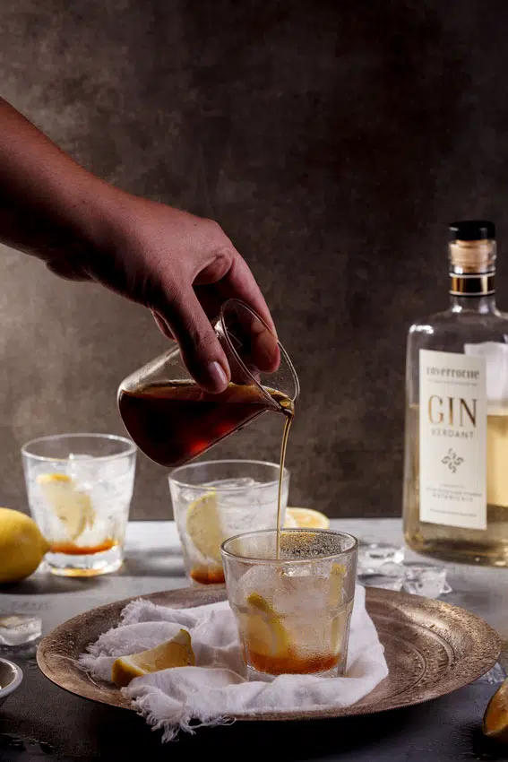 Gin cocktail with lemon & honey cordial