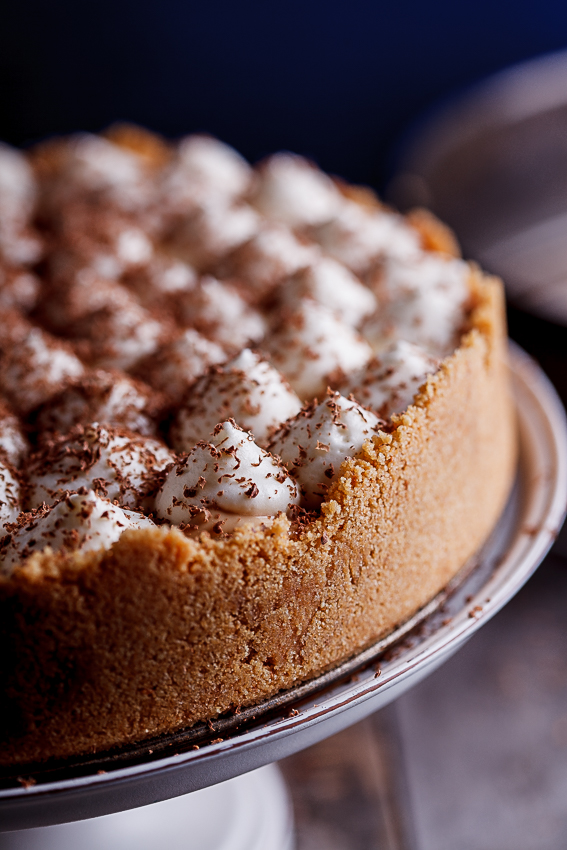 Banoffee pie with white chocolate mousse