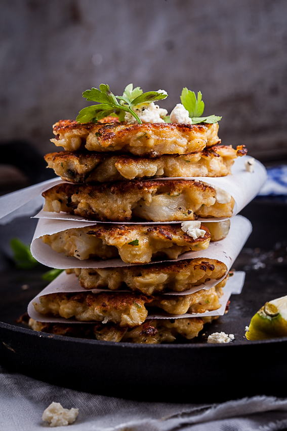 Buñuelos de coliflor y feta