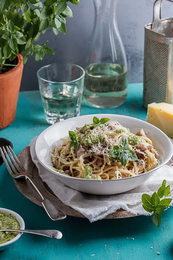 Chicken & mushroom pasta with basil pesto