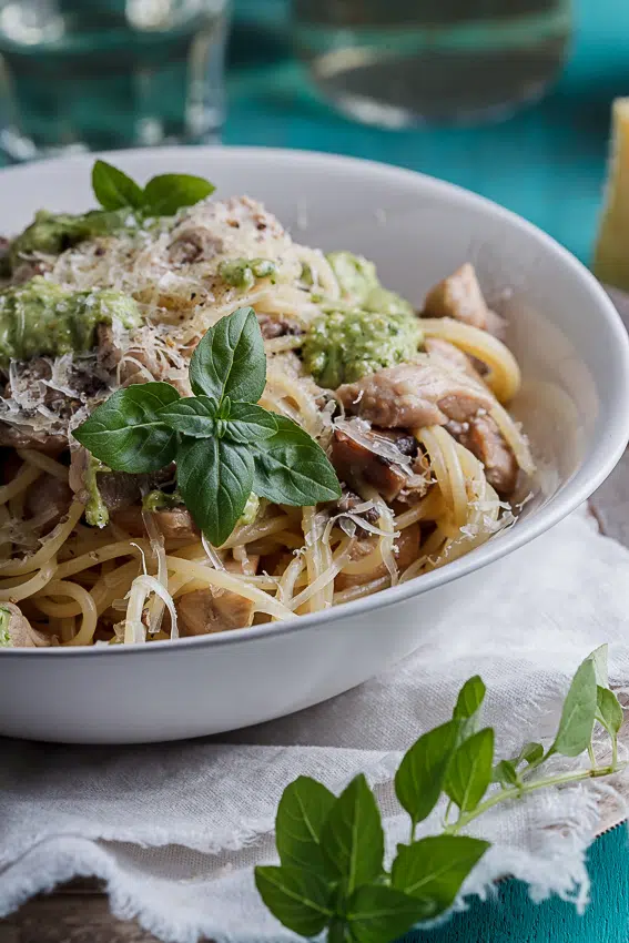 Chicken & mushroom pasta with basil pesto