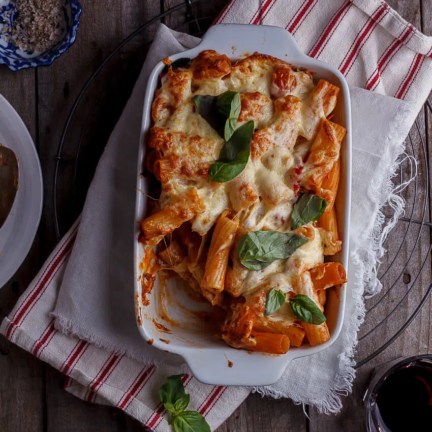 Chicken parmesan pasta bake