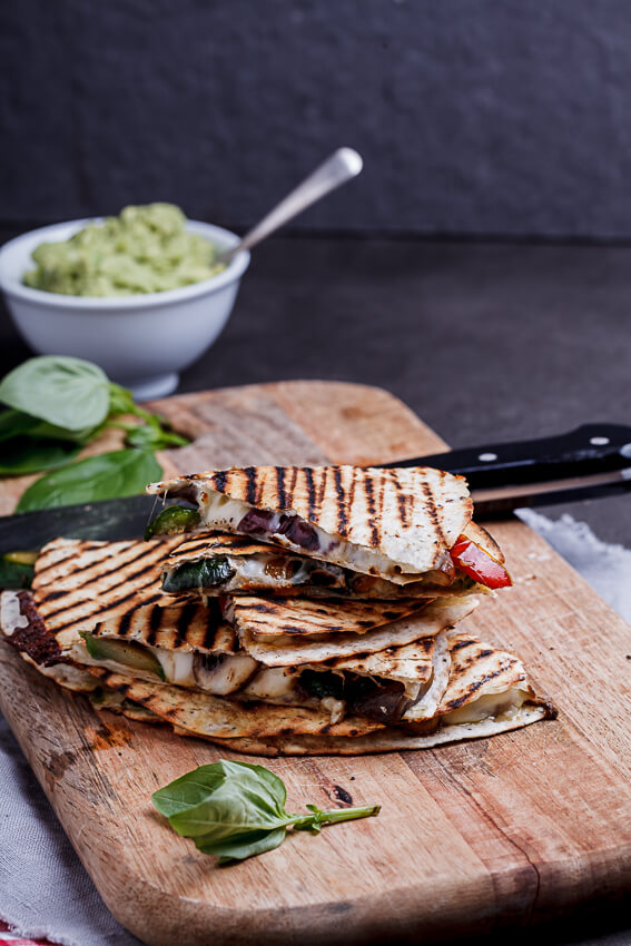 Vegetable-loaded pizza quesadillas