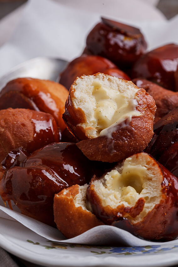 Crème brûlée doughnuts