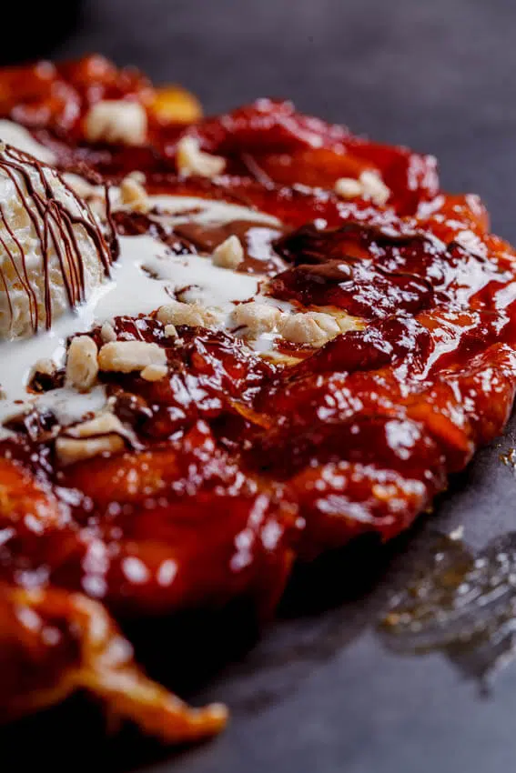 Banana tarte tatin with chocolate