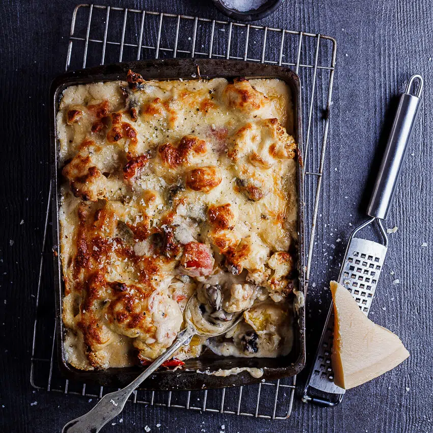 Cheesy vegetable bake