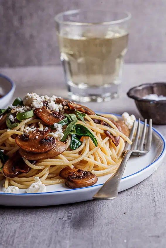 Garlic butter mushroom spaghetti
