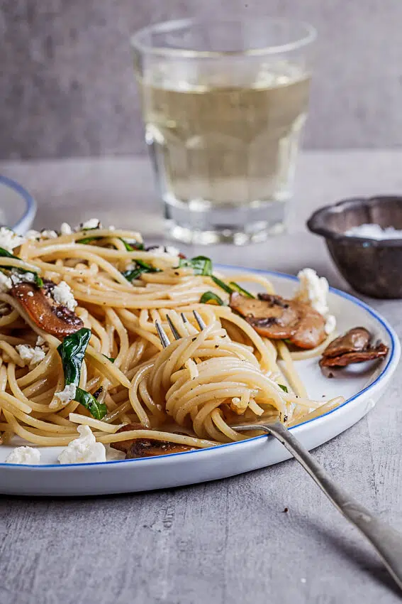 Garlic butter mushroom spaghetti