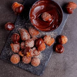 Cinnamon sugar doughnut holes