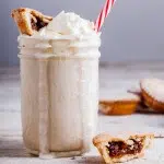 Mince pie milkshake