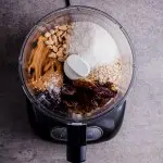 Date, cocoa and oat bites