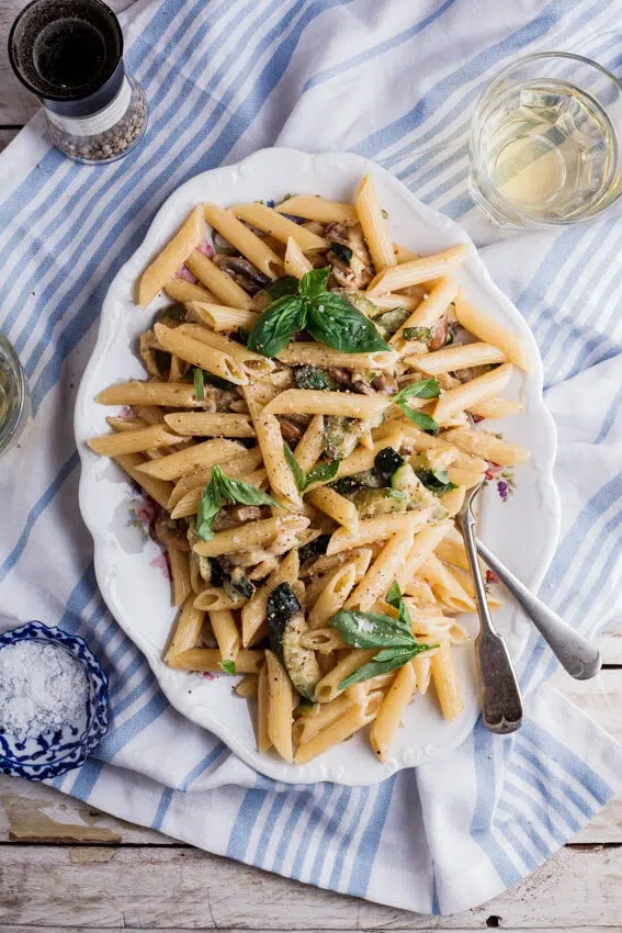 Zucchini and mushroom carbonara