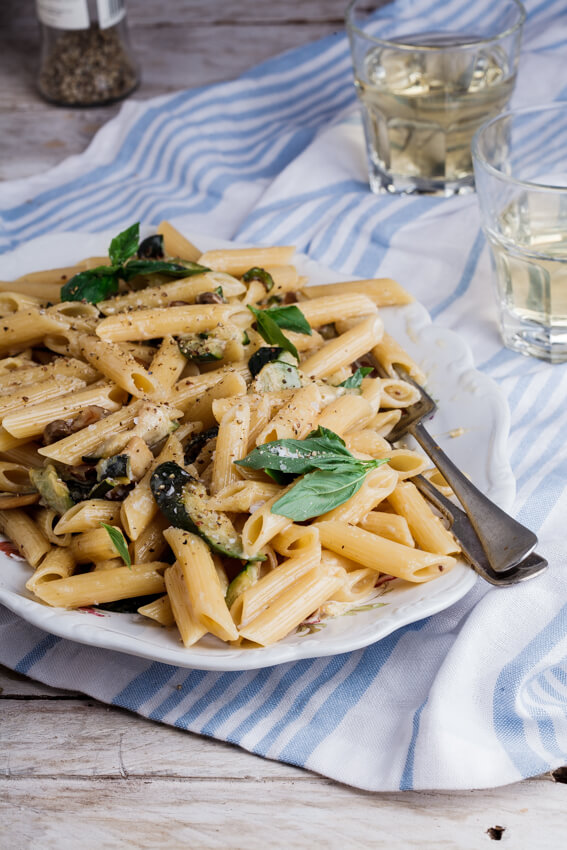 Zucchini and mushroom carbonara