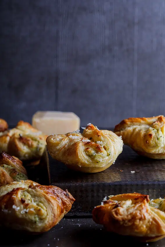Broccoli cheese puffs