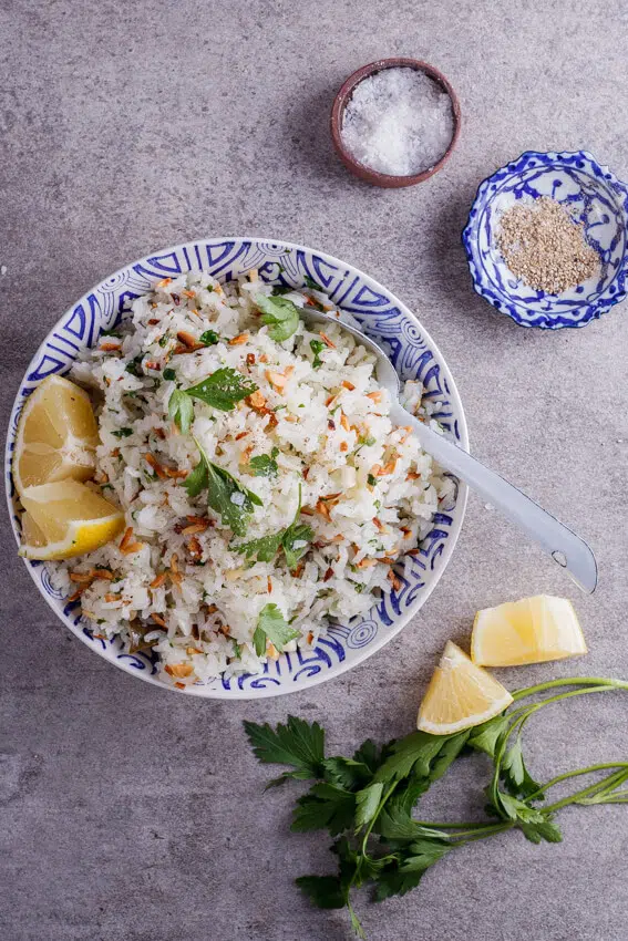 Almond, lemon and parsley pilaf rice