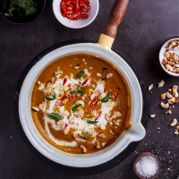 Easy and healthy coconut curry pumpkin soup
