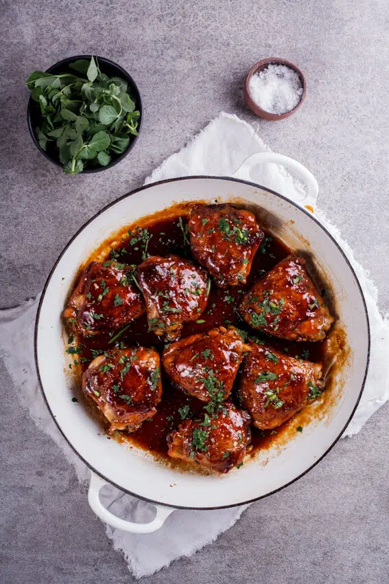 Sticky apricot chicken