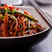 Easy vegetable chow mein