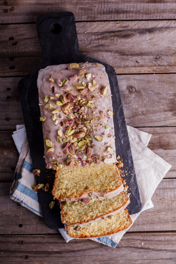 Lemon coconut oil cake