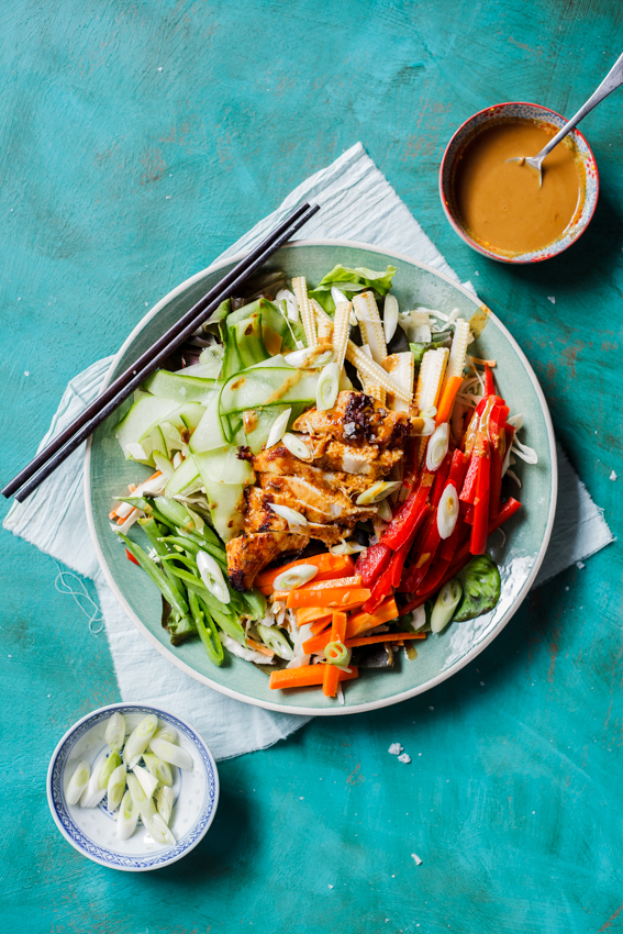 Low-carb Chicken satay salad