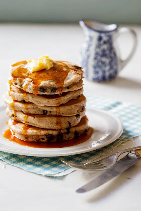 Hot cross bun pancakes