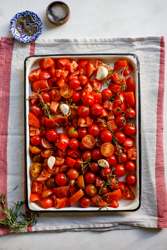 Easy roasted tomato sauce