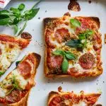 Easy pizza toast