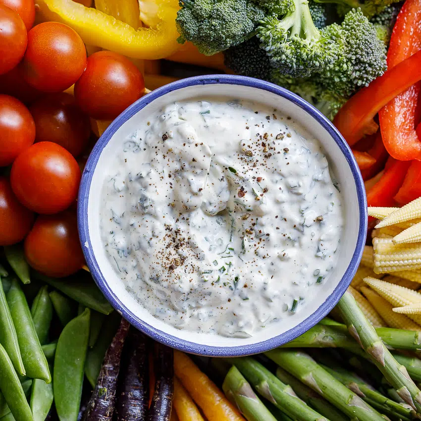 Crudité platter with easy sour cream dip