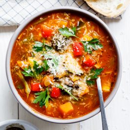 Easy healthy vegetable soup - Simply Delicious