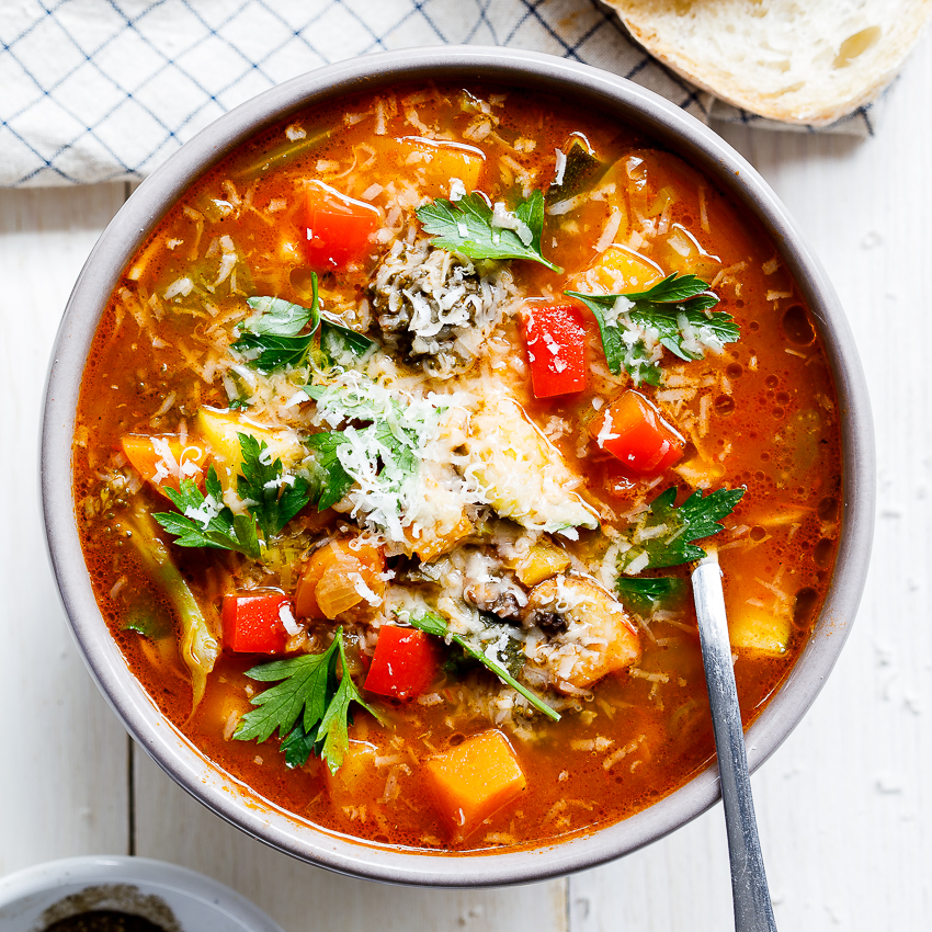 Chunky Fresh Tomato Oregano Soup. A healthy delicious lunch!