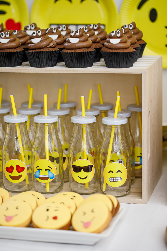 Emoji birthday party