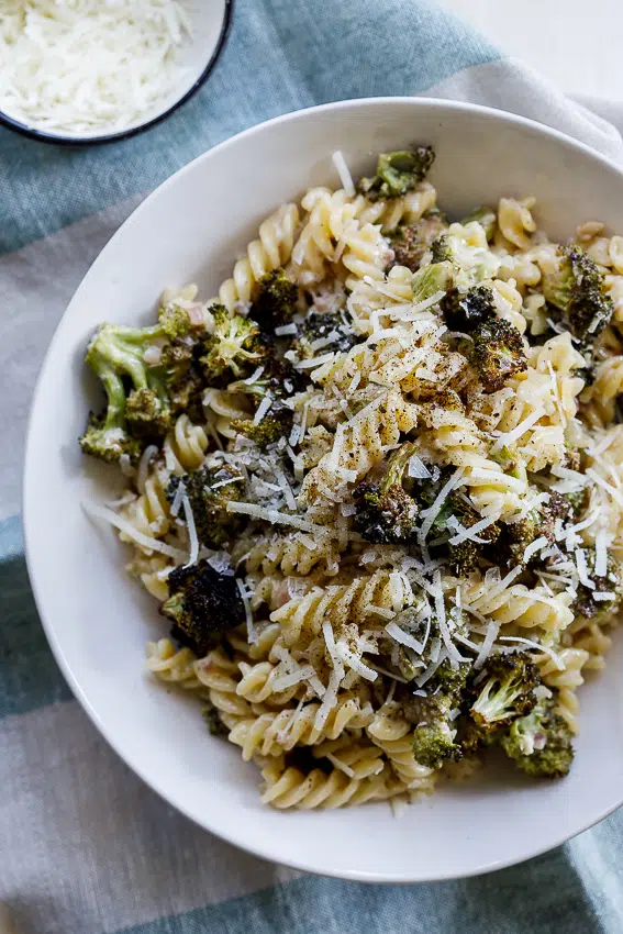 Creamy lemon broccoli pasta