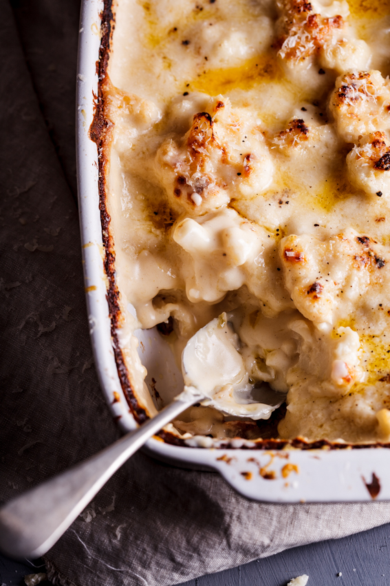 Cheesy cauliflower bake