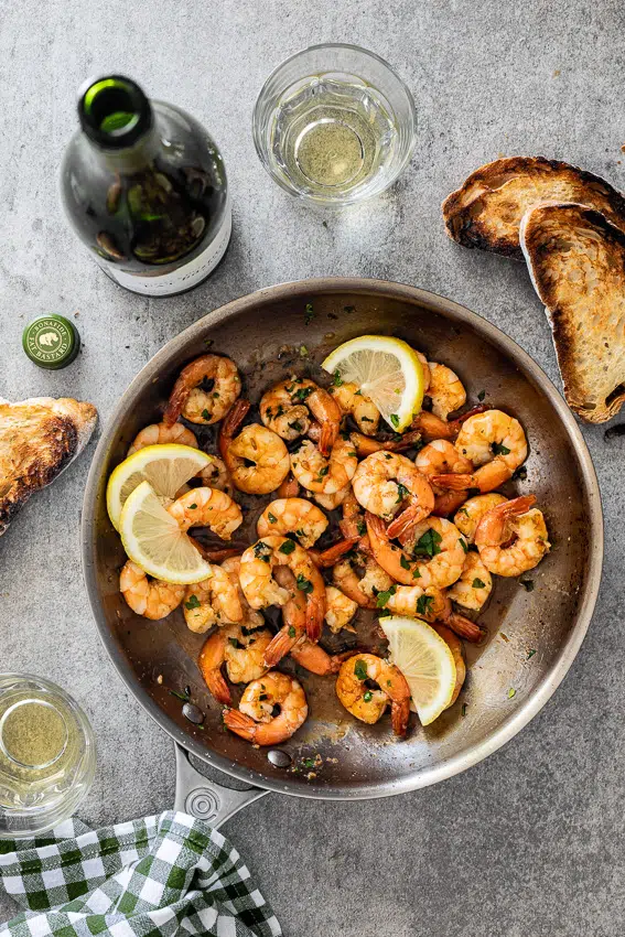 White wine garlic prawns