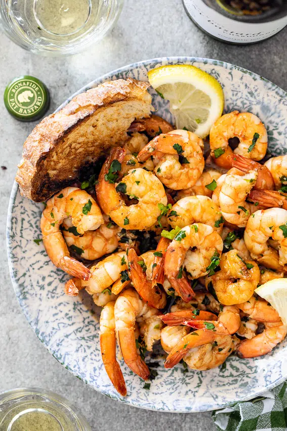 White wine garlic prawns