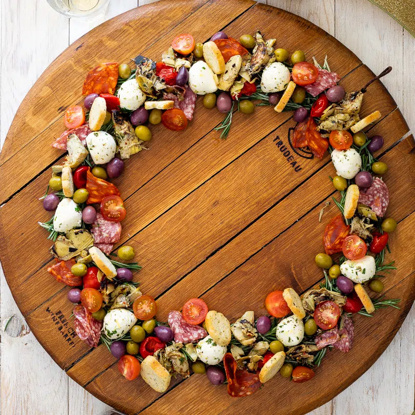 Easy Antipasto Christmas wreath
