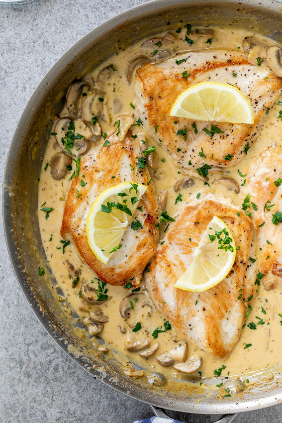 Fácil cremosa de champiñones, pollo